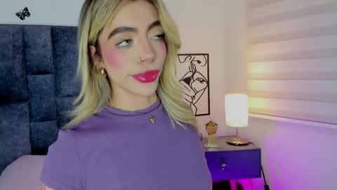 Violetta Ficher online show from January 15, 3:48 am