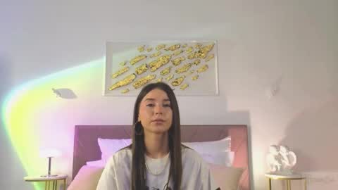 violetta_finch online show from December 16, 10:32 am