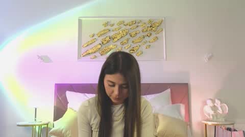 violetta_finch online show from November 20, 12:15 pm