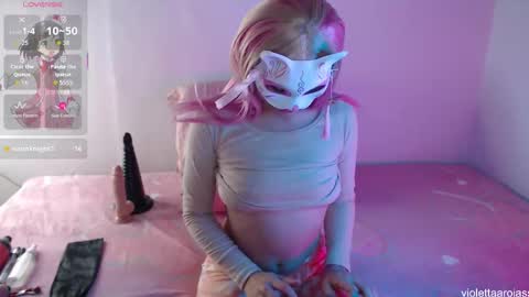violettaarojass online show from December 14, 10:49 pm