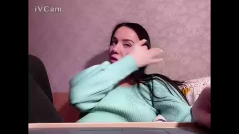 viora12 online show from March 12, 5:07 pm