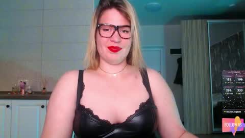 vip sweetness online show from May 17, 7:50 am