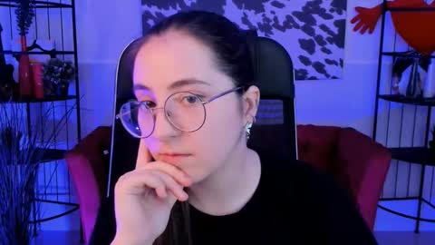 your love online show from September 24, 5:03 am