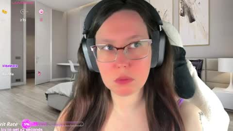Victoria Romans online show from May 25, 2:17 am