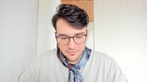 Vito Ferrer online show from December 16, 6:36 pm