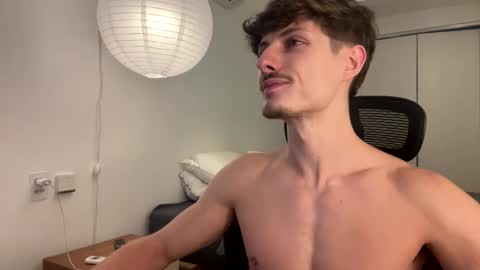 vitoraugustoxxx online show from November 18, 8:23 pm