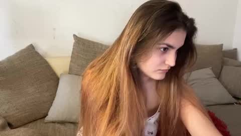 vivalenti_kiss online show from October 3, 12:13 pm