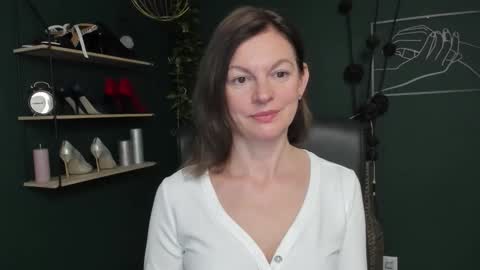 Vivian online show from October 14, 6:27 am