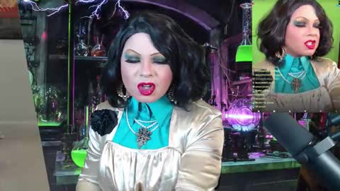 Snapshot of vivianfrost chatting on October 22, 4:48 am VivianFrosty online show from October 22, 4:48 am