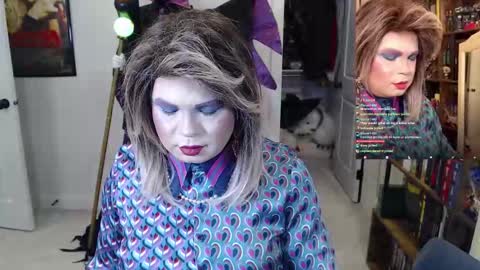 Snapshot of vivianfrost chatting on October 24, 3:57 pm VivianFrosty online show from October 24, 3:57 pm