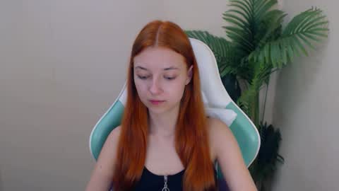 Vivien online show from September 16, 6:00 pm