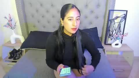 Vivienne  online show from January 12, 3:46 pm