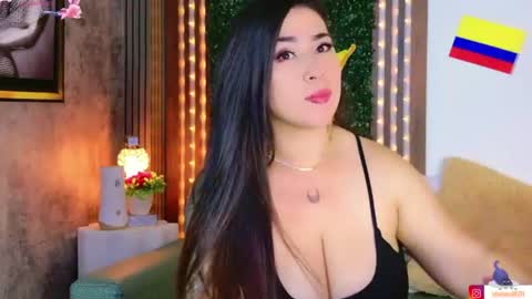 Vivi online show from June 23, 4:53 am