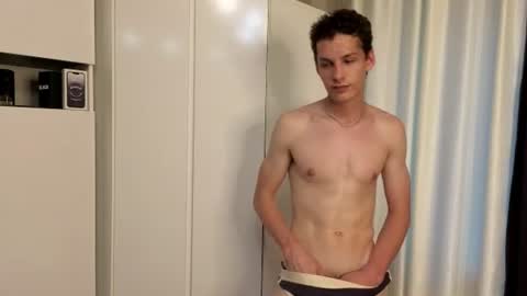 vollovonka691 online show from June 22, 2:57 pm