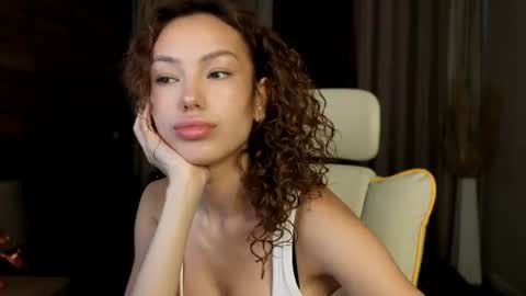Lily online show from July 25, 5:49 am