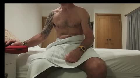 voyeur1391365 online show from September 17, 7:39 pm