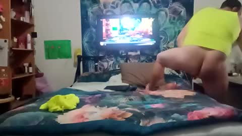 Snapshot of vvmm8783 chatting on October 18, 4:22 pm vvmm8783 online show from October 18, 4:22 pm