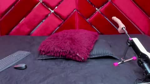 waleska   online show from October 9, 2:22 pm