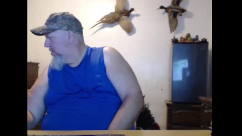 walkingbird online show from October 11, 11:30 pm