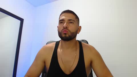 WALTER BROWN  online show from January 18, 11:22 pm