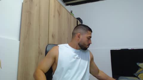 WALTER BROWN  online show from November 4, 10:55 pm