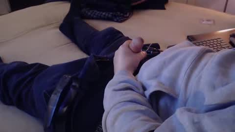 I love the ol in-n-out  online show from March 10, 3:23 am