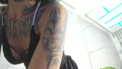  wanda  online show from November 13, 6:05 am