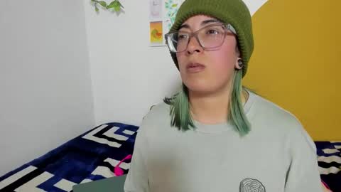 Waningrose  Lu online show from December 2, 12:42 am