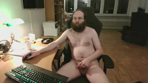 wantsahug online show from February 25, 7:28 pm