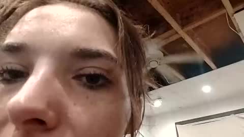 Snapshot of warnerkess0 chatting on October 21, 7:13 am warnerkess0 online show from October 21, 7:13 am