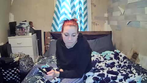 warwhore24 online show from December 31, 8:02 pm