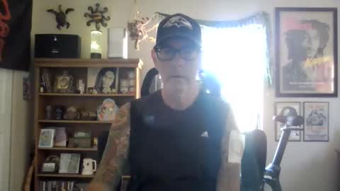 Snapshot of waterfire420 chatting on October 21, 7:28 pm waterfire420 online show from October 21, 7:28 pm