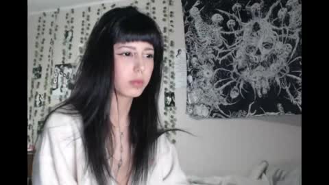 Mina online show from May 11, 8:28 pm