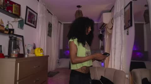 Wayuu Goddess  3 online show from May 17, 9:02 pm