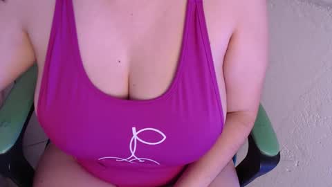 Trixie 3 online show from October 25, 3:56 pm