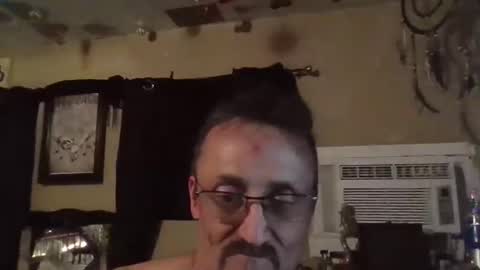 we_r_freaks online show from February 7, 4:59 am