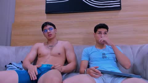 Jhonny Dick  his neighbors. online show from January 14, 2:30 am