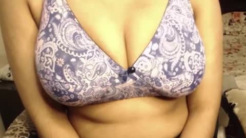 mina online show from January 16, 10:46 am