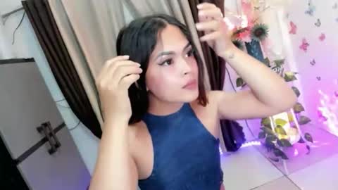 Hi Im LOVIE Please dont forget to follow and thumbs up me online show from March 10, 2:27 am