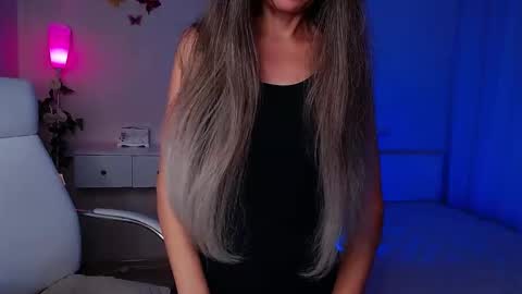 Wendi Foster online show from October 24, 7:03 pm