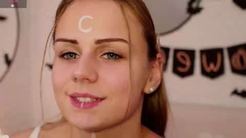 Im Wendy online show from November 1, 10:09 pm