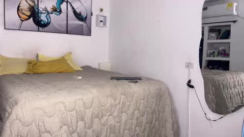 Wendy Alex online show from February 3, 2:53 am