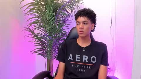 WES online show from January 15, 4:38 pm