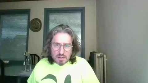 wesh wesh online show from December 17, 8:54 am