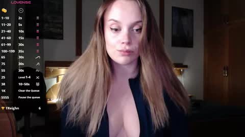 Lana online show from October 13, 5:59 pm