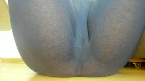 wet_pants2022 online show from June 28, 12:45 pm