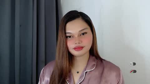 wet_velvet_xo online show from February 2, 4:53 am