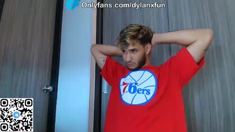 Mia and Dylan online show from November 27, 12:40 am