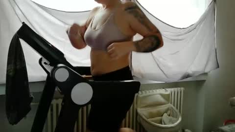 Wetgerman online show from October 25, 12:27 pm