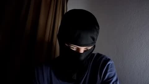 whispero_o online show from January 9, 9:53 pm